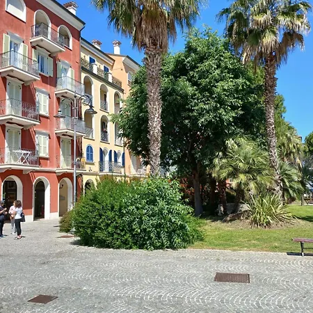 P053 - Porto Recanati, Comodo Bilocale A Pochi Passi Dal Mare Апартаменты